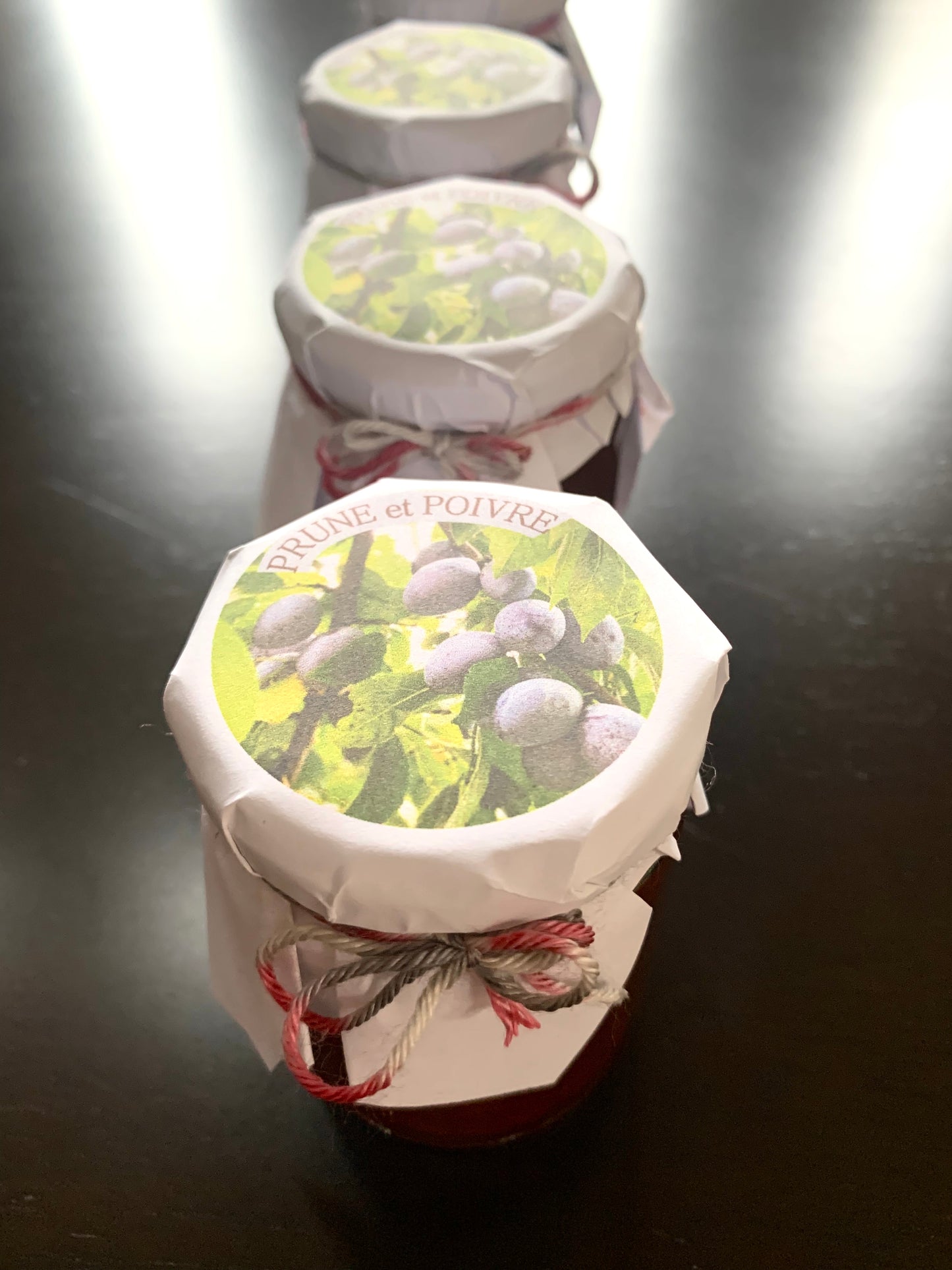 プルーン & ペッパー